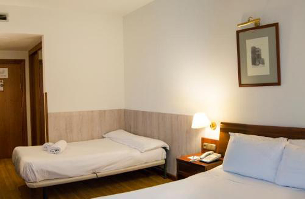 habitacion_dobleconcamaextra01